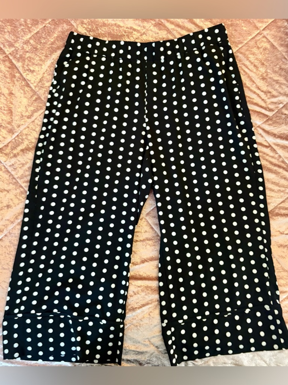 Lane Bryant Black and White Polka Dot Cropped Capris Size 14/16